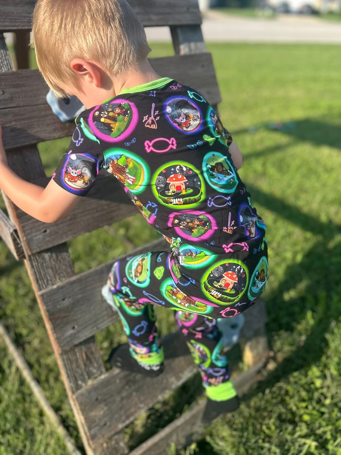 Tales from the Cryptids Two Piece Set