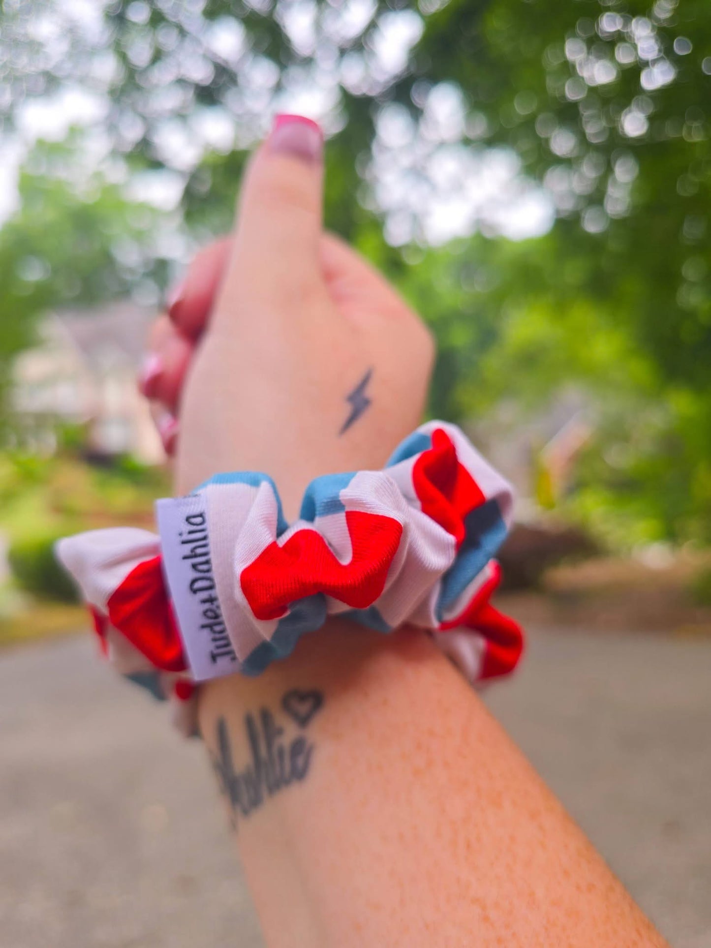 1776 Scrunchy