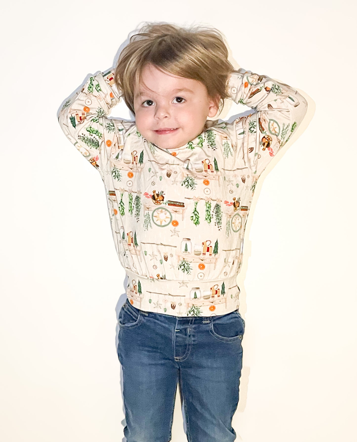 Solstice Snuggles Crewneck