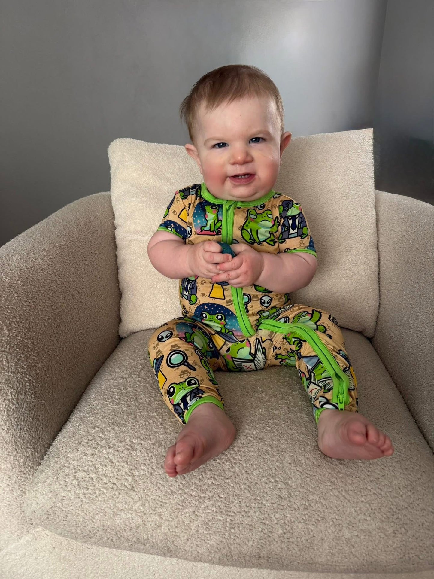 Brann Short Sleeve Zippered Romper