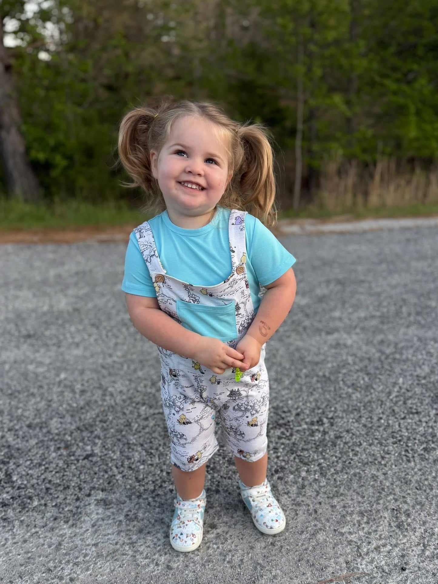 Hunny Trails Solid Tee+Printed Shorts Overalls