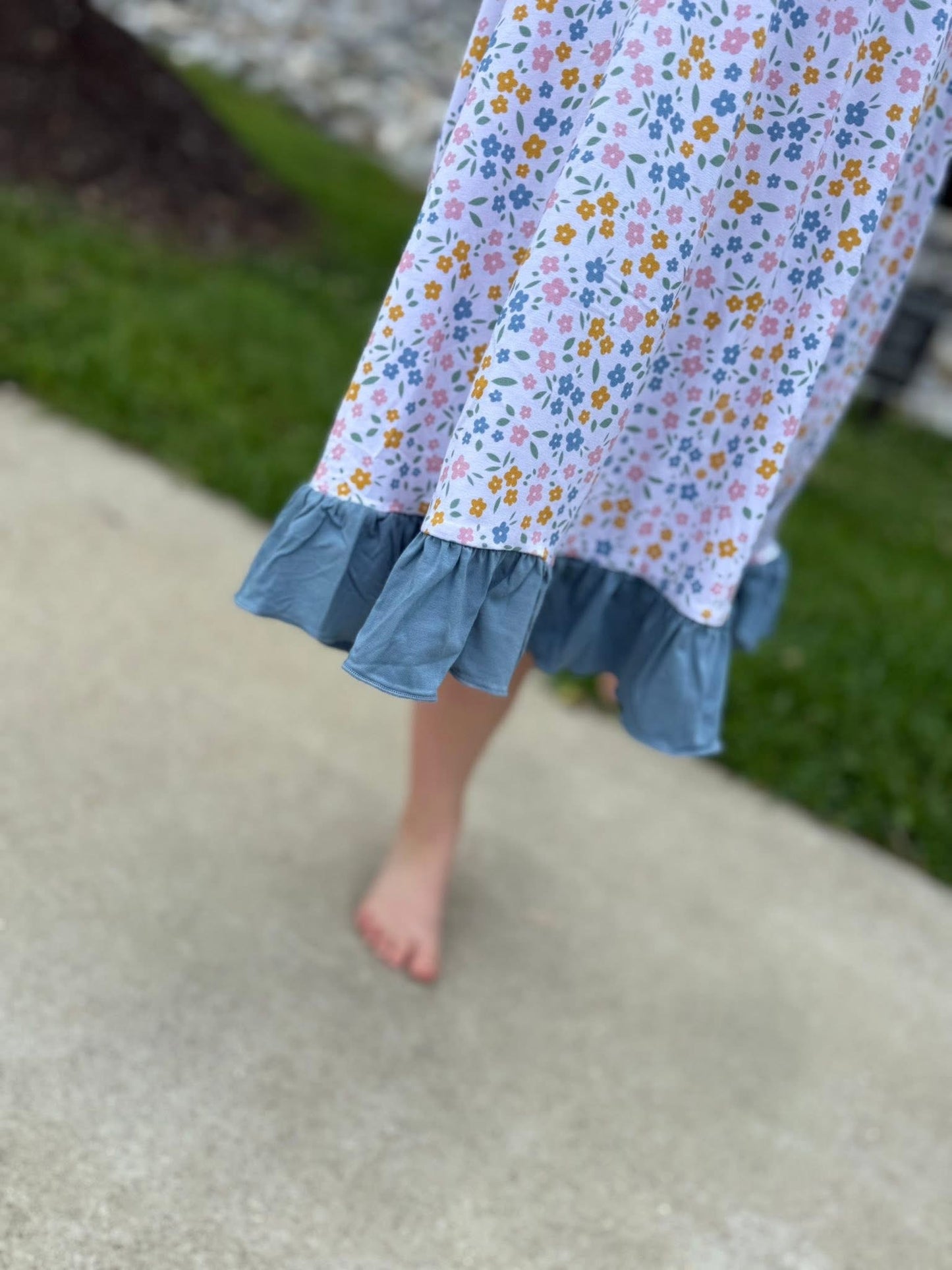 Floral Haze Tank Twirl+Solid Bikers