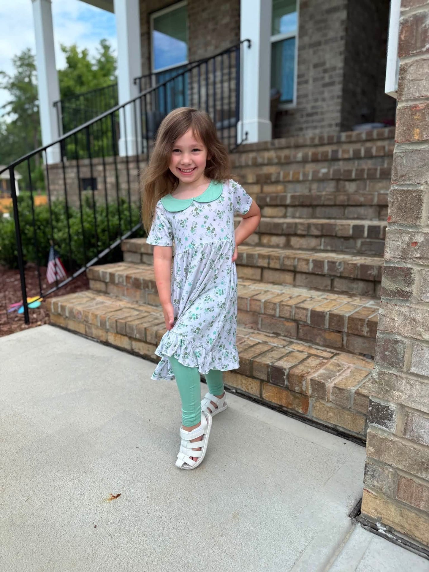 Livie Collared Twirl+Solid Leggings