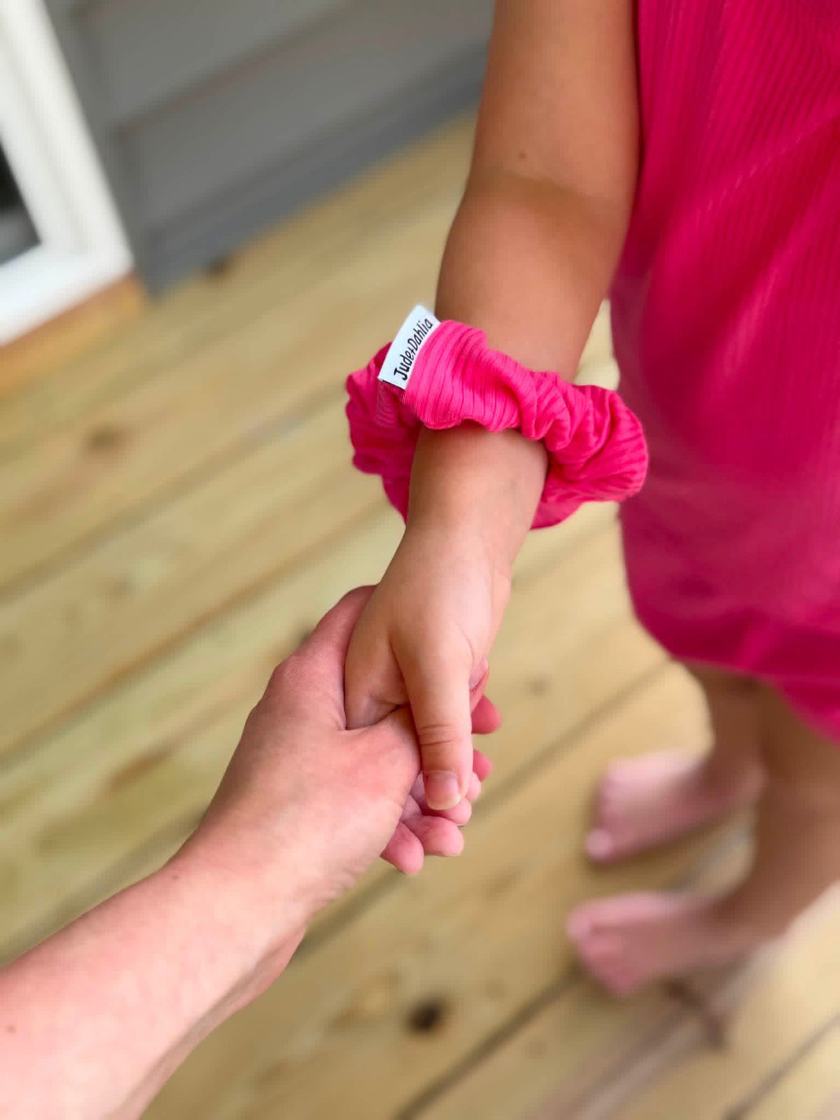 Wanda Ribbed Scrunchy