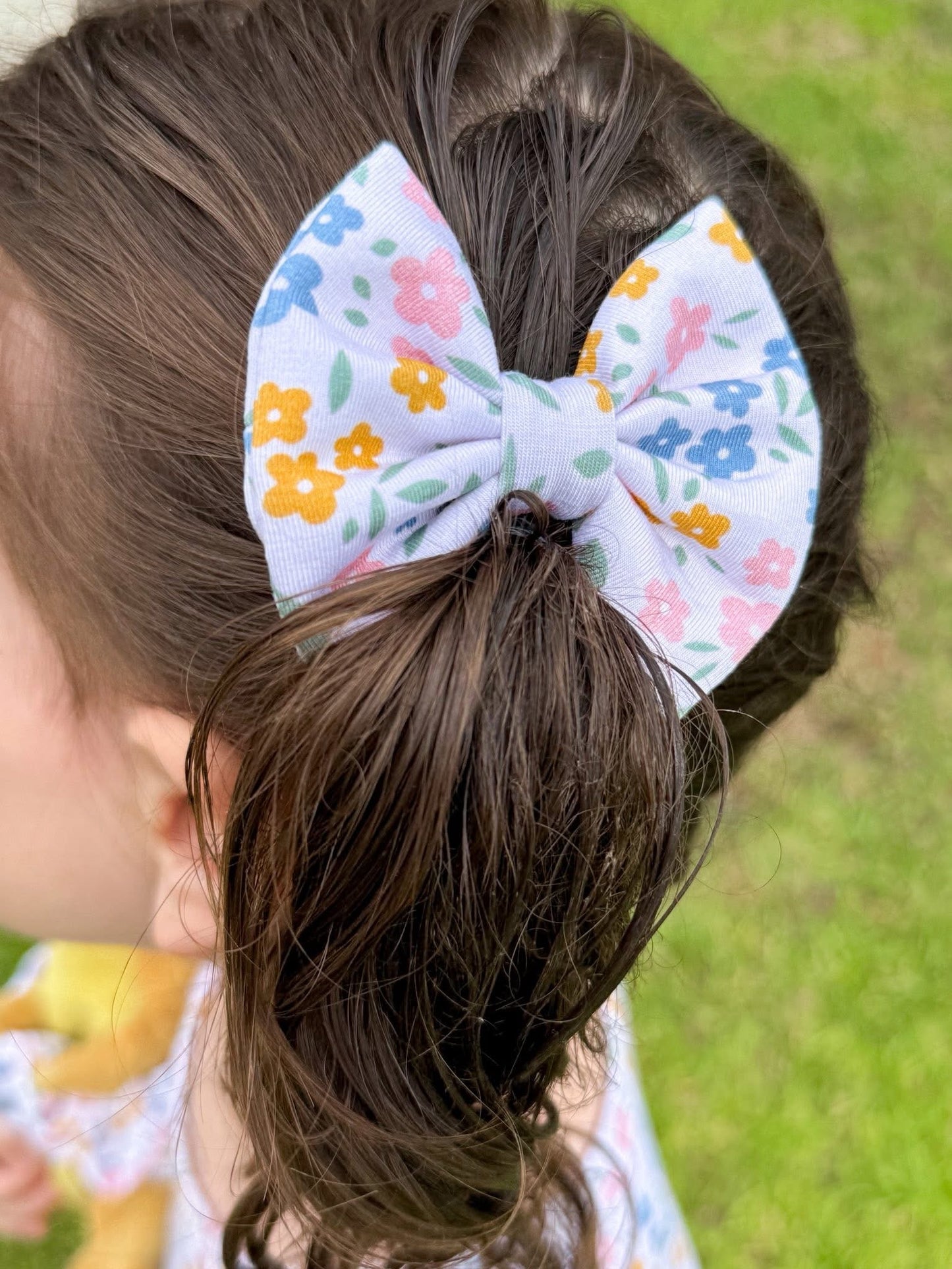 Floral Haze Clip Bow