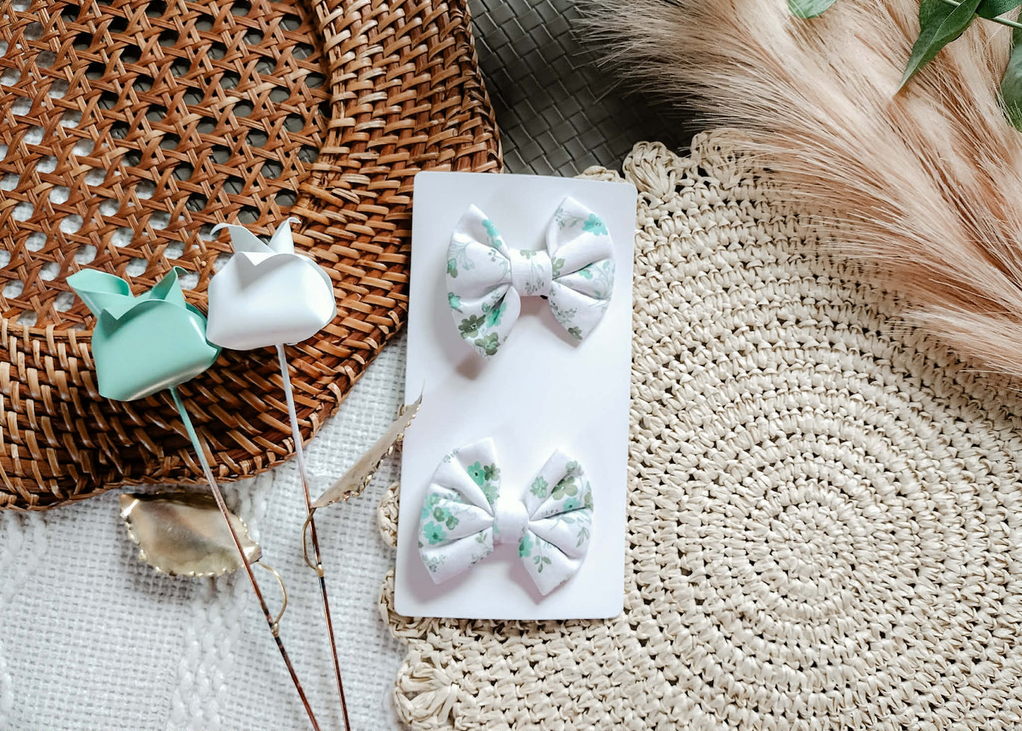 Livie Clip Bow