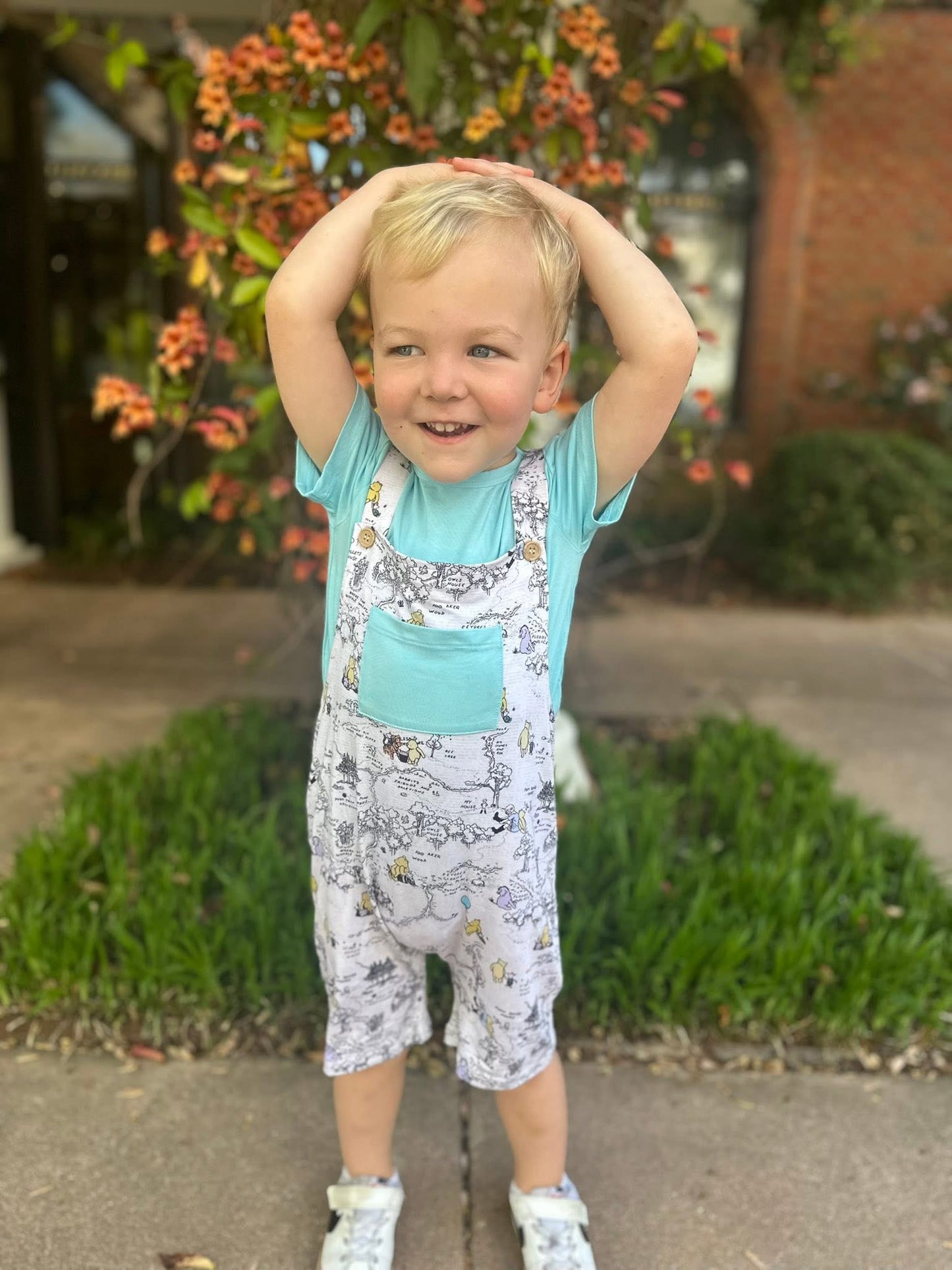 Hunny Trails Solid Tee+Printed Shorts Overalls