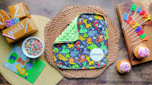 Safari Party Paci Lovey