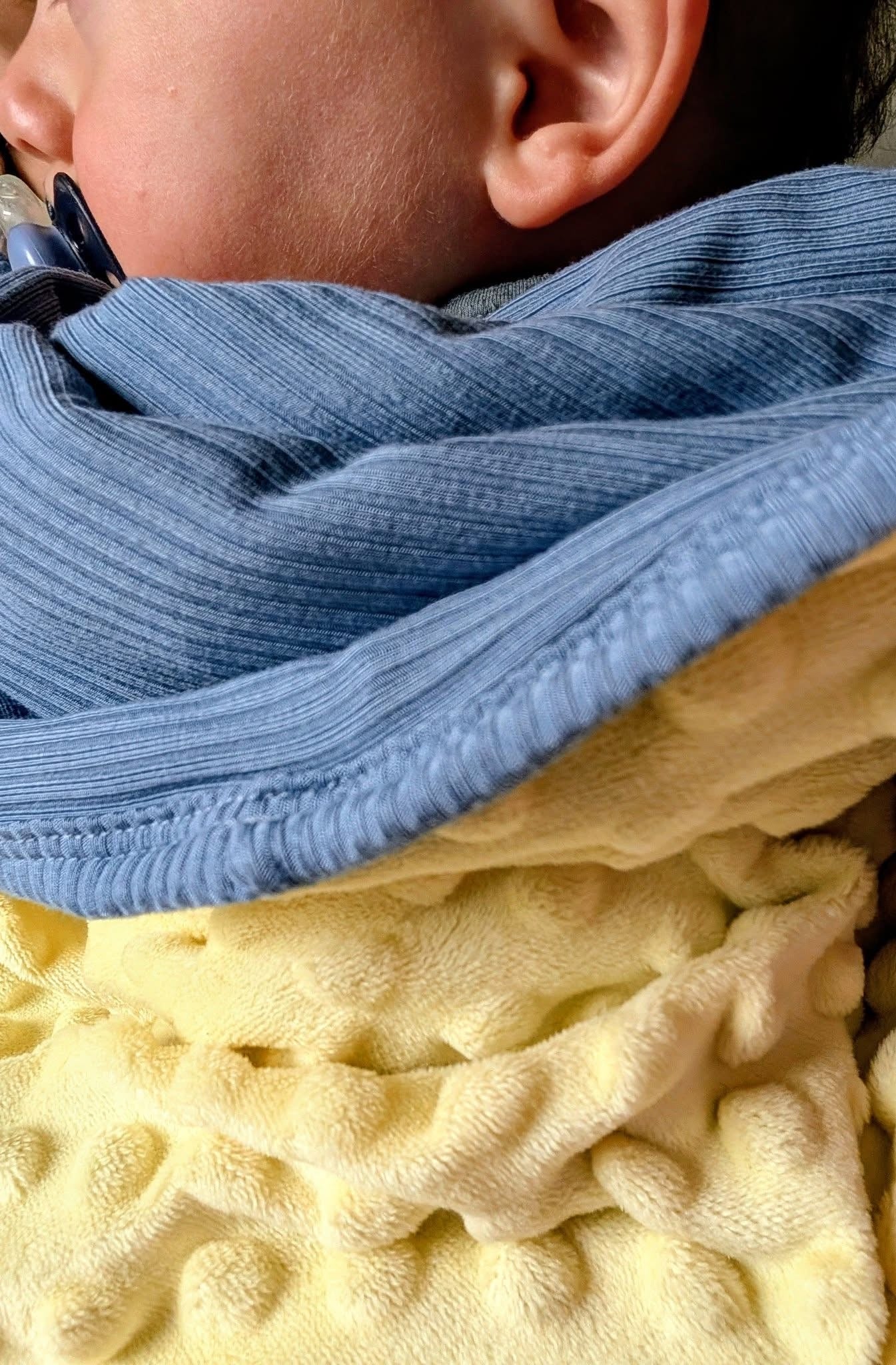 Moonlit Tide Ribbed 35x35 Travel Blanket
